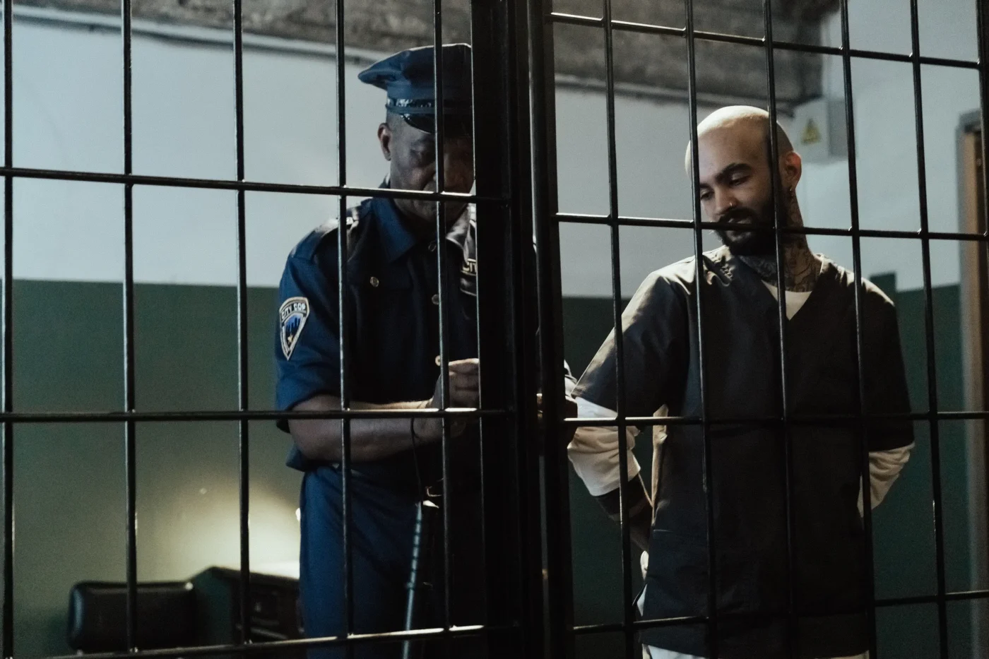 How Maximum-Security Facilities Intercept Escape Plots